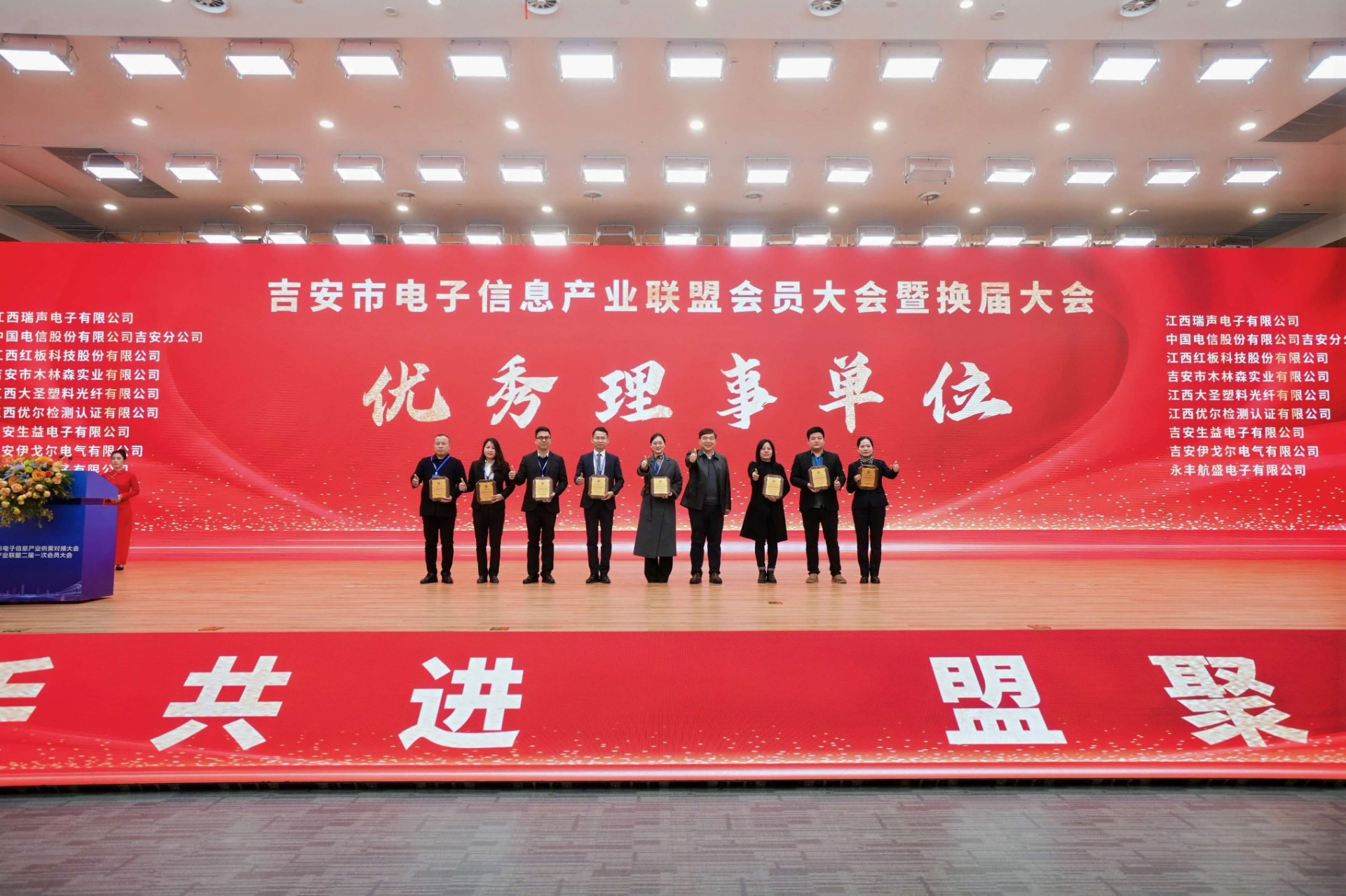 DSC06083-opq3445119588