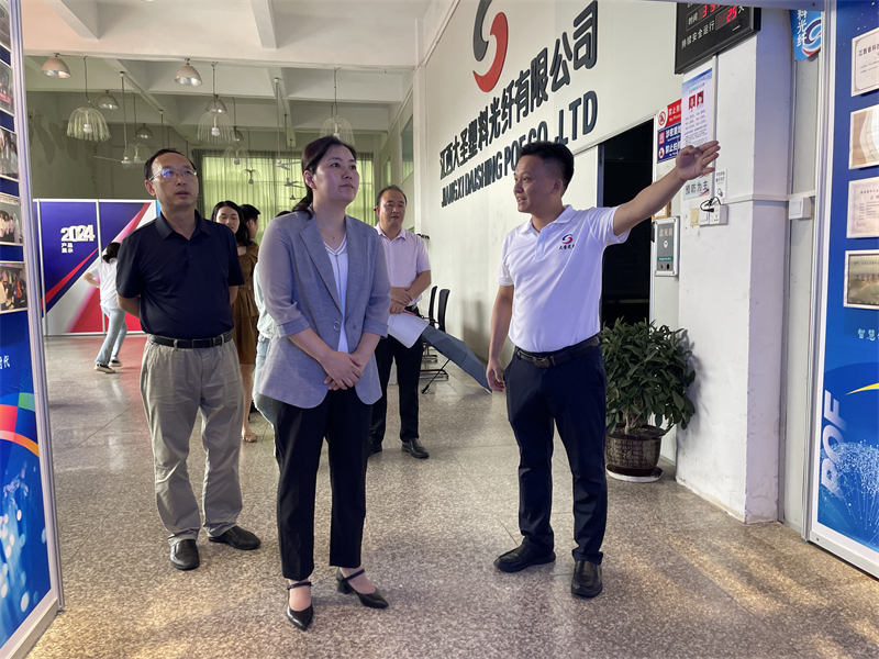 吉安市总工会率工作组深入大圣塑料光纤调研指导工会工作